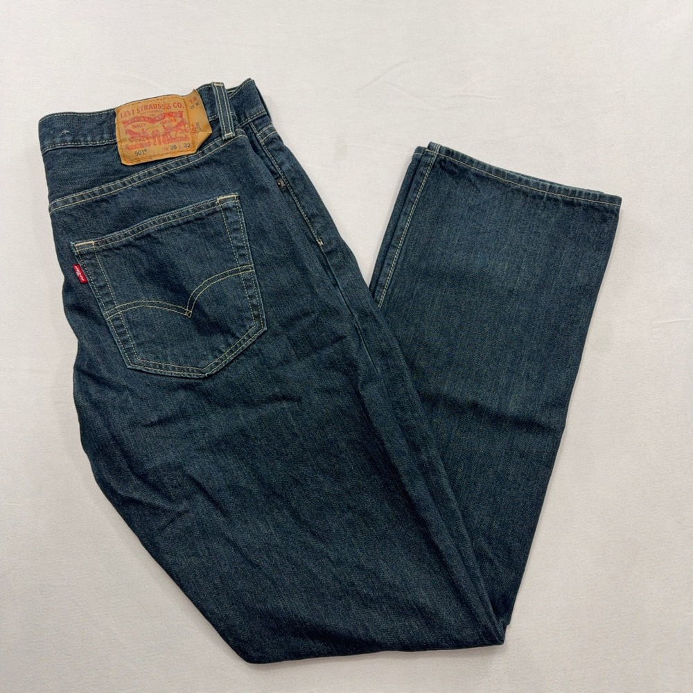 Levi's Jeans 501 Original Fit Straight Leg Button Fly Dark Wash Mens W36‎ L32